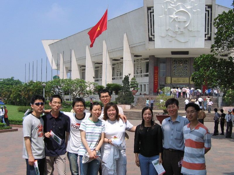 호치민박물관에서