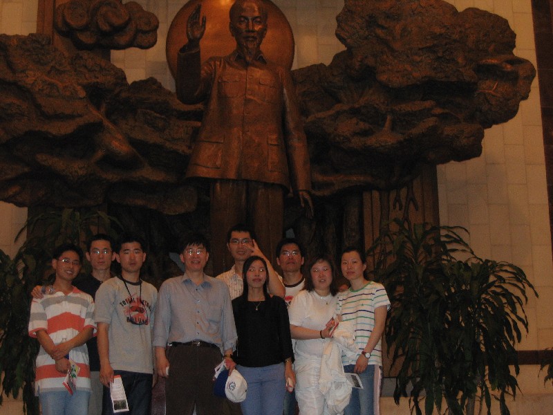 호치민박물관에서