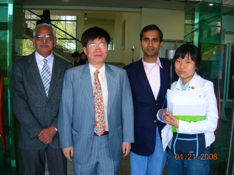 인도 Maheshwar교수와 함께